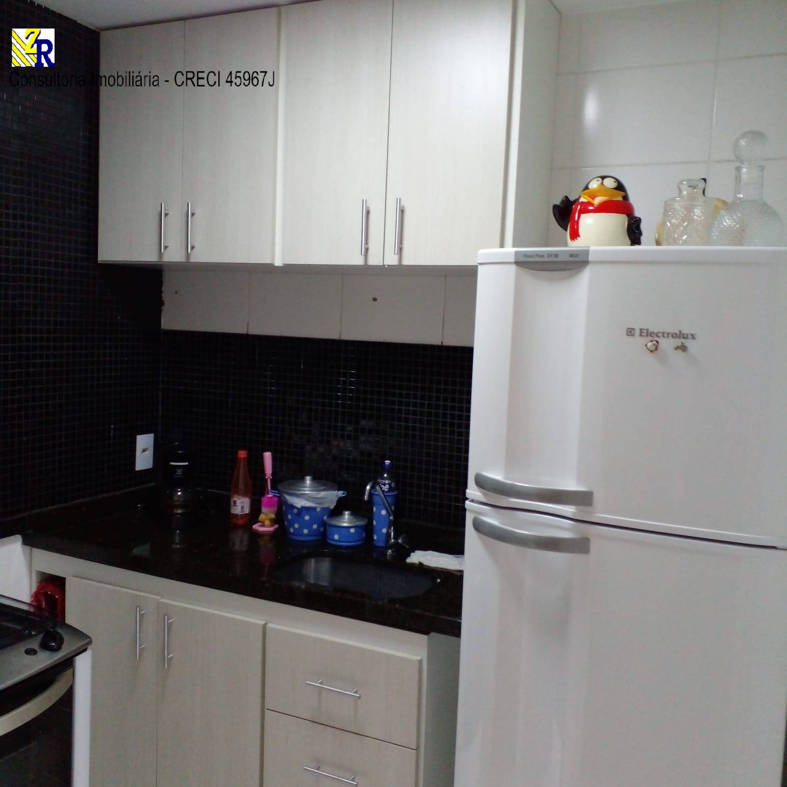 Apartamento à venda com 2 quartos, 85m² - Foto 7