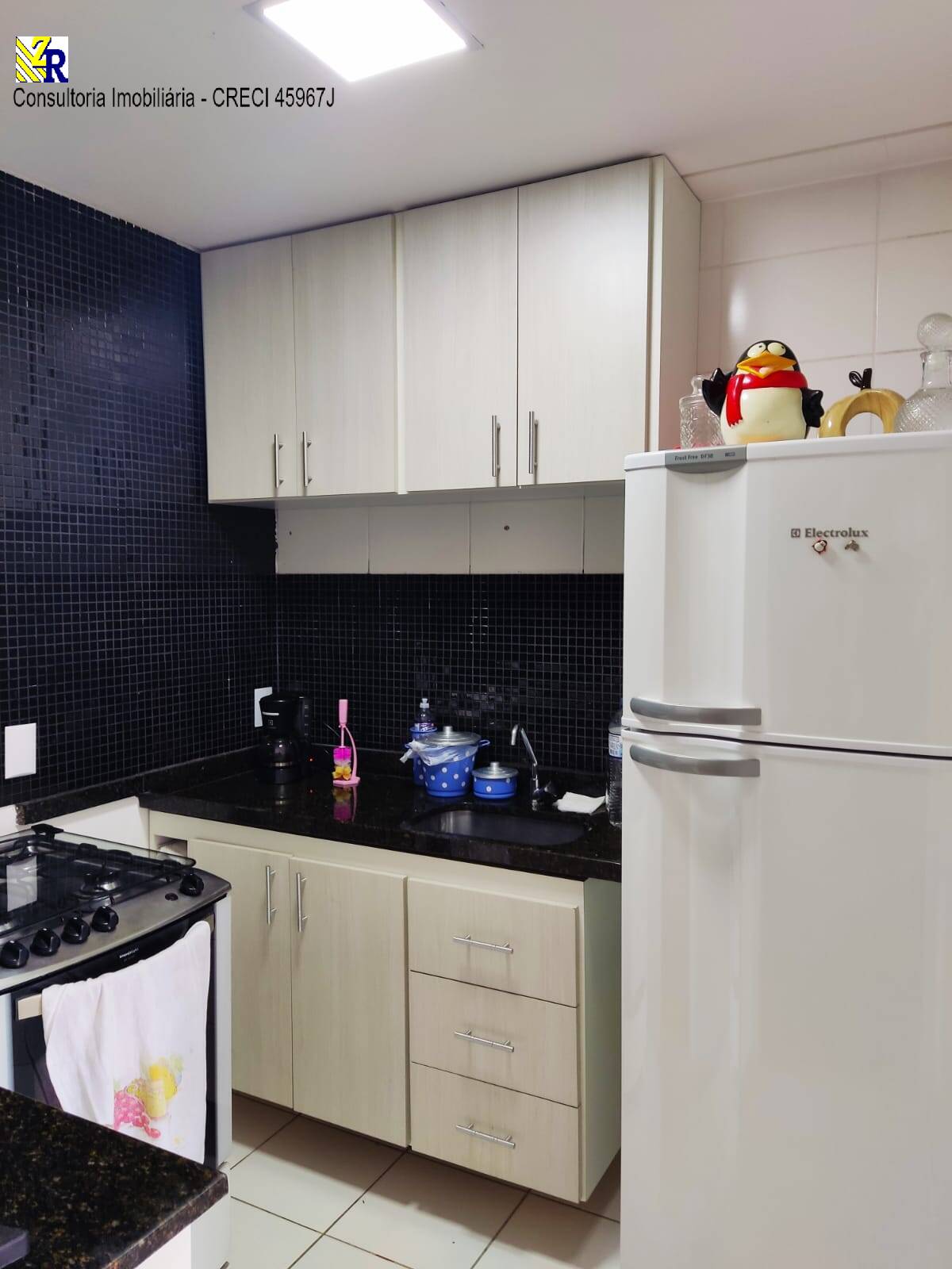 Apartamento à venda com 2 quartos, 85m² - Foto 20