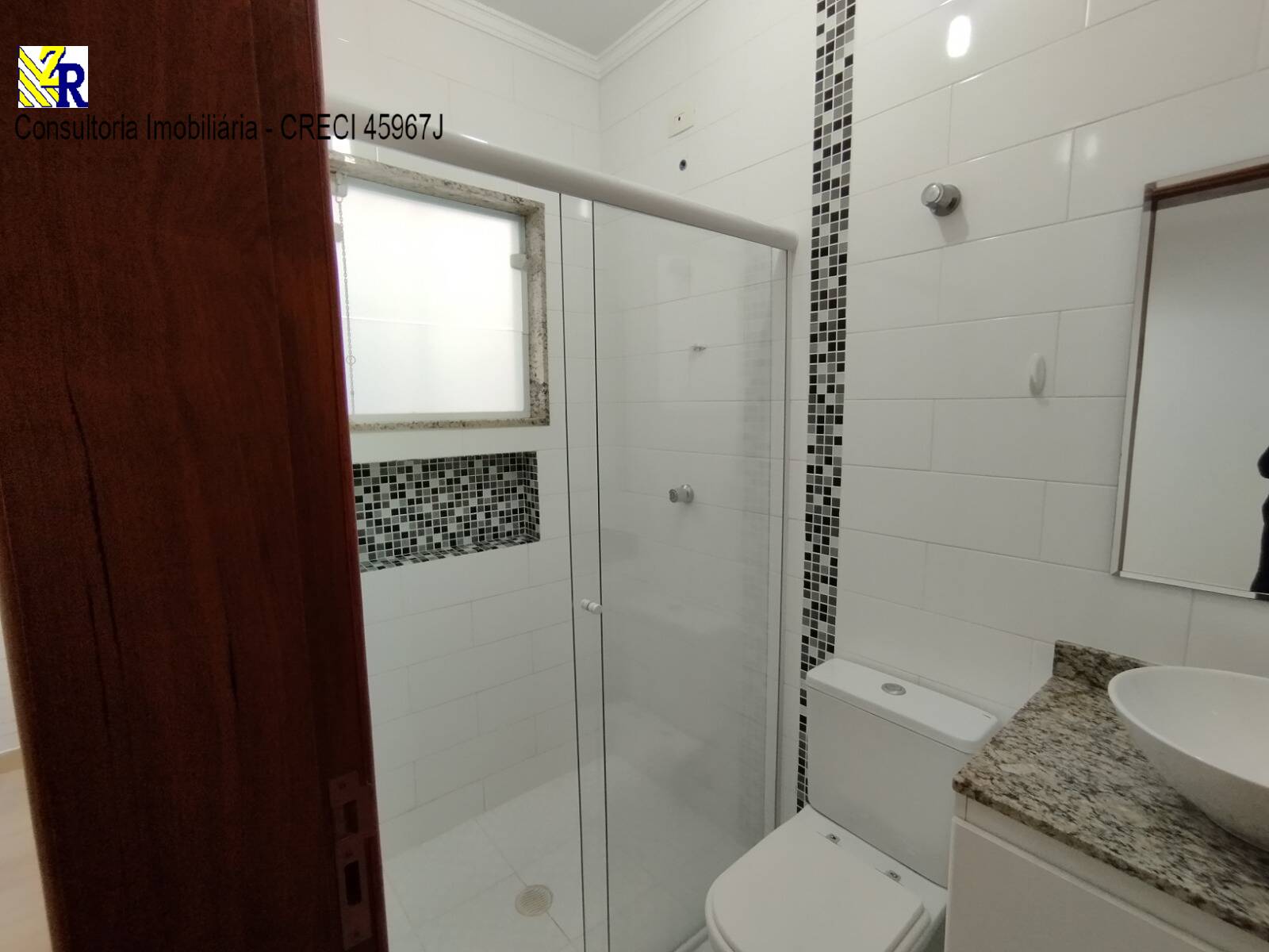 Sobrado à venda com 3 quartos, 200m² - Foto 18