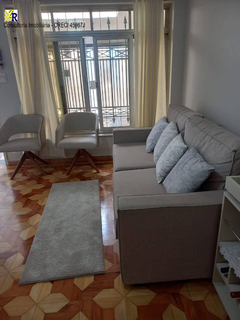 Casa à venda com 3 quartos, 100m² - Foto 2